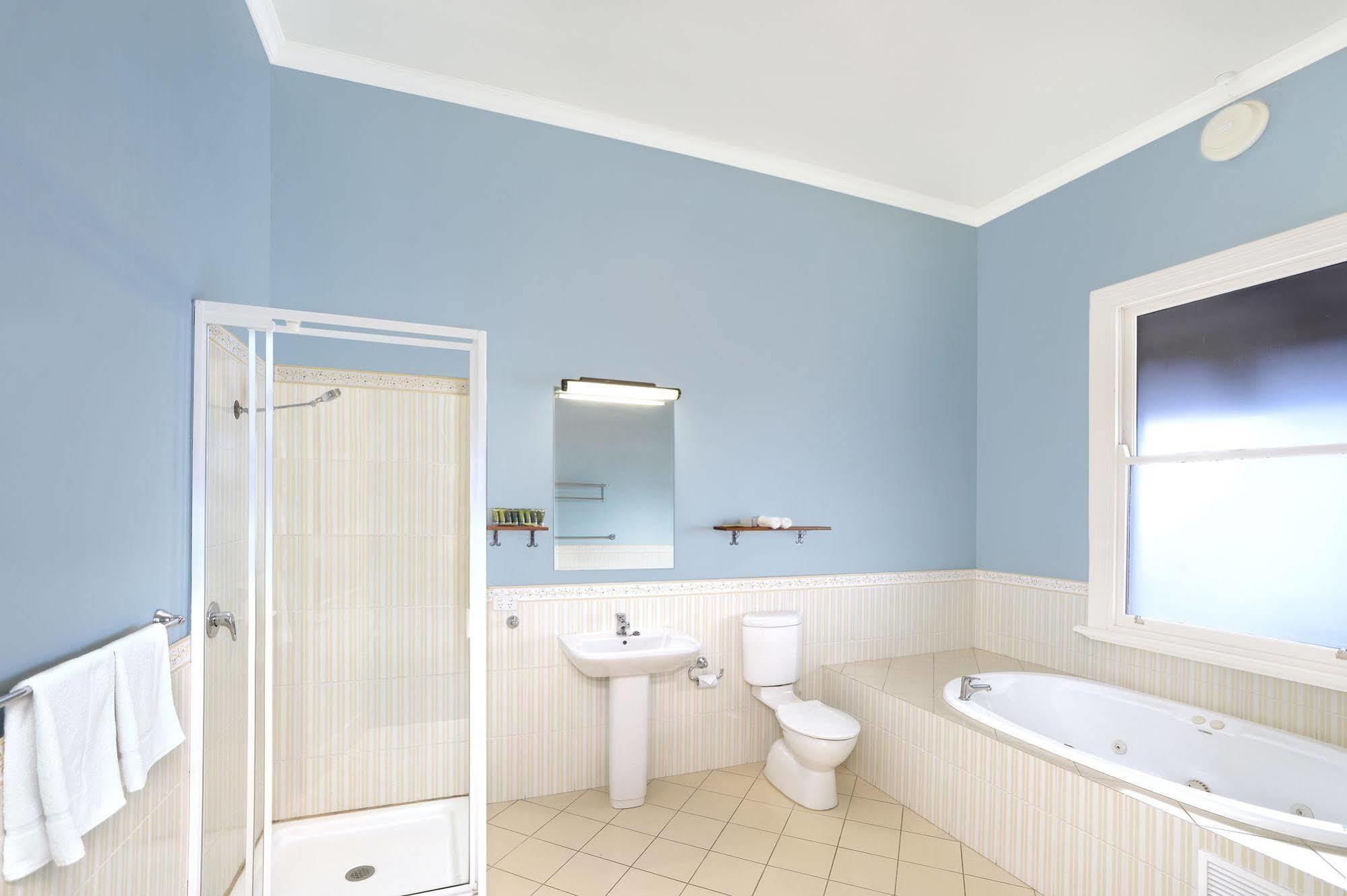 The York Palace Accommodation Extérieur photo